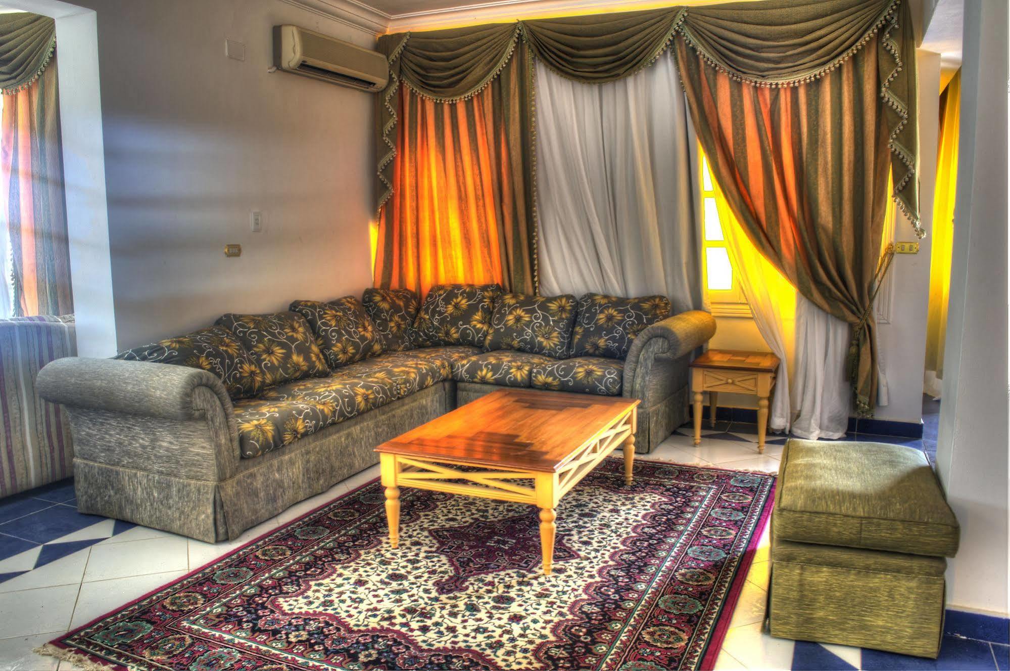 Tolip Inn Resort Fayed Exterior foto